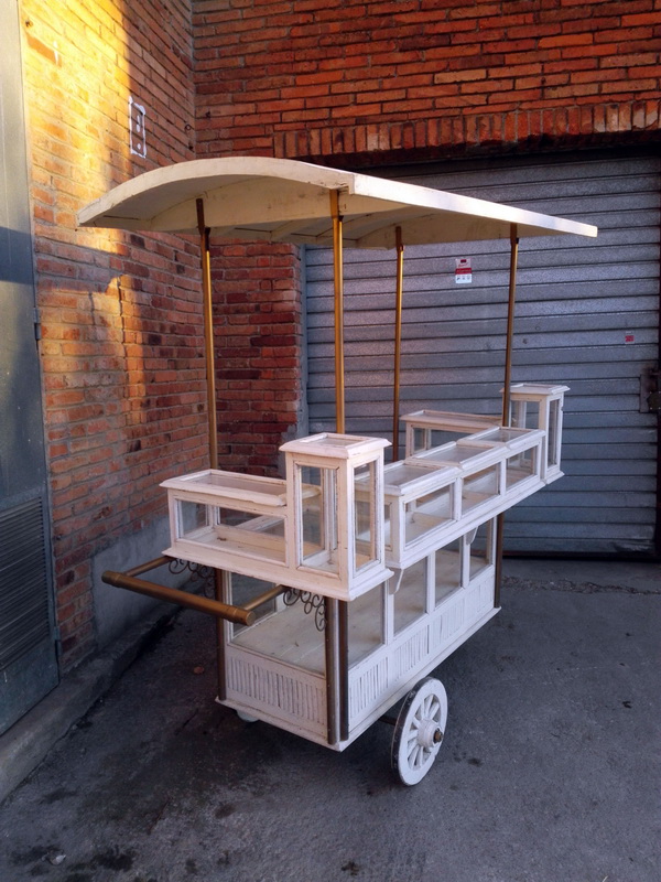 carro puesto venta ambulante vitrina madera cristal 87-112-203x174-217x52-72-103 1u